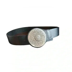 Chico’s black leather belt large round silver ornate coin style buckle